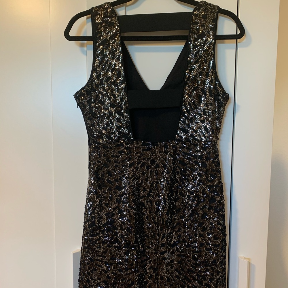 1.STATE Sequin Cocktail Dress - Picture 4 of 4